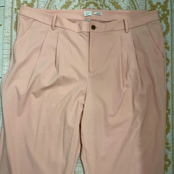 A New Day Plus Size Pleated Crop Trousers - Picture 2 of 4